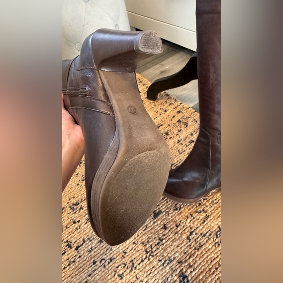 100% Genuine Leather Knee-High Boots - Size 6 - Picture 5 of 5